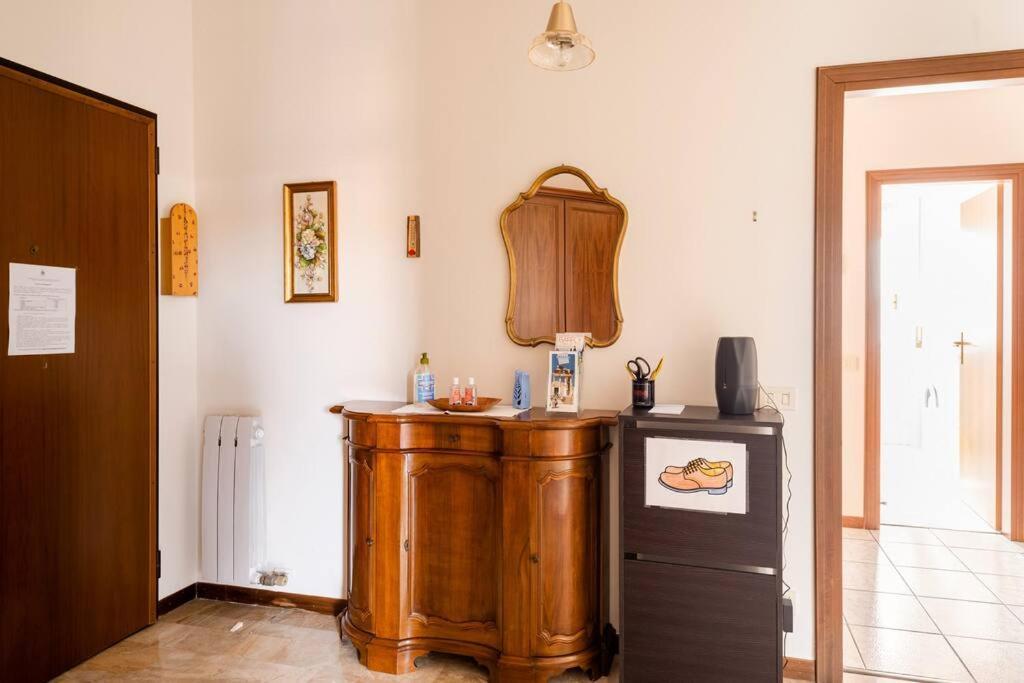 Apartamento Casa De Rocco No Check In After 19 00 Brescia Exterior foto